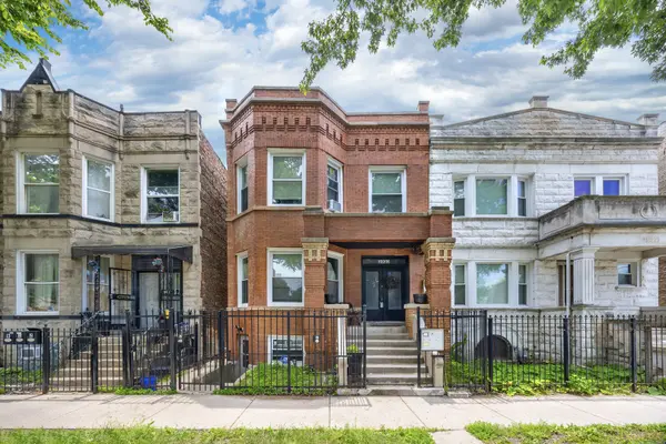 3933 W Grenshaw ST, Chicago, IL 60624