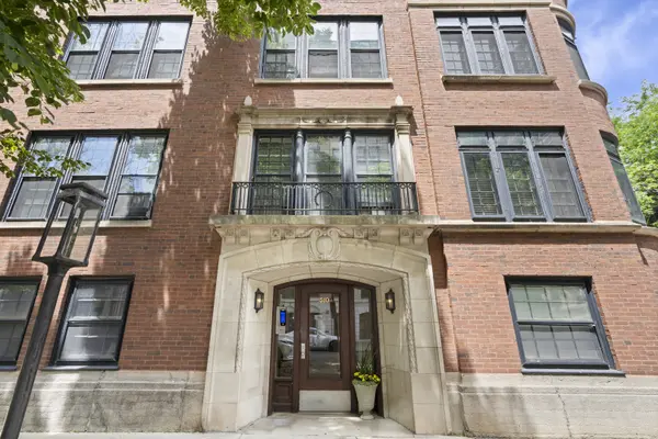 510 W Surf ST #3, Chicago, IL 60657