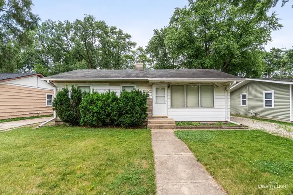 825 Foran LN, Aurora, IL 60506