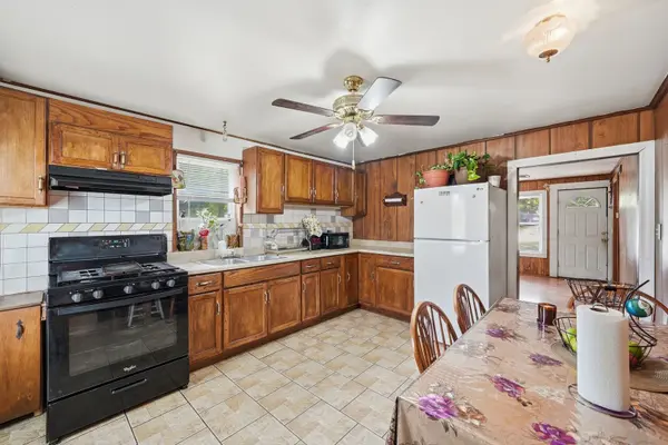 2407 Hermon AVE, Zion, IL 60099