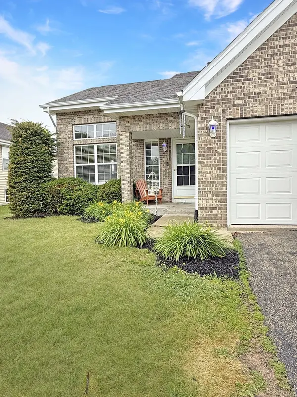 750 N Brookview DR, Byron, IL 61010