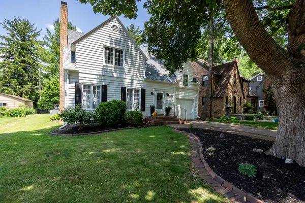 3008 E 18th ST, Davenport, IA 52803