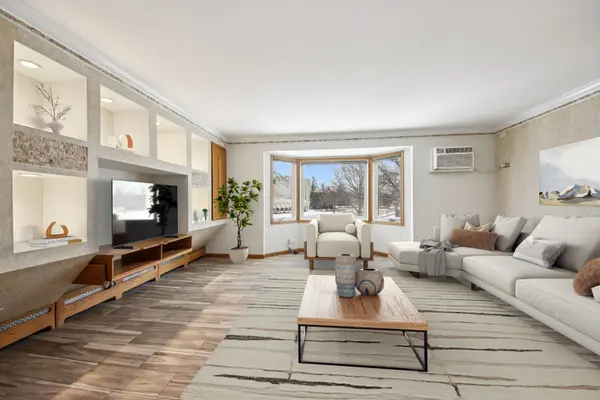 527 W Eastman ST #2C, Arlington Heights, IL 60005