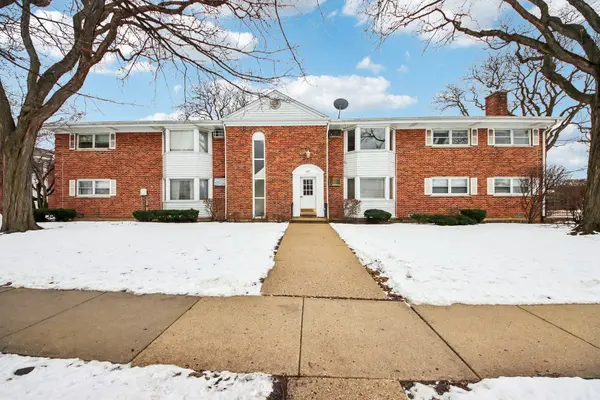 527 W Eastman ST #2C, Arlington Heights, IL 60005