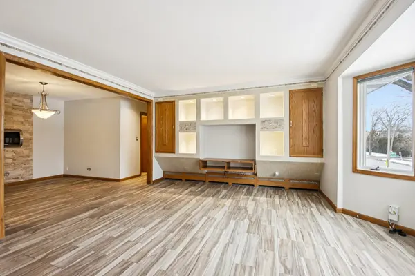 527 W Eastman ST #2C, Arlington Heights, IL 60005