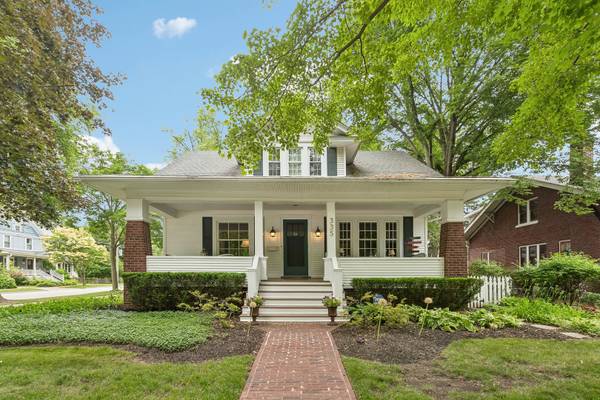 335 E Liberty ST, Barrington, IL 60010