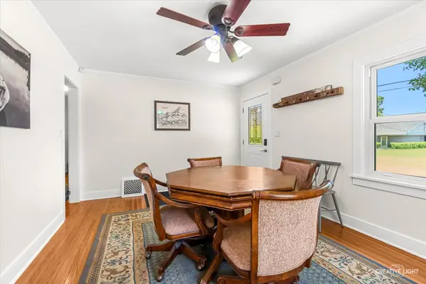 417 S 13th AVE, St. Charles, IL 60174