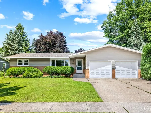 205 W Milner AVE, Dekalb, IL 60115