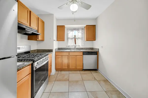 1931 W Albion AVE #1, Chicago, IL 60626
