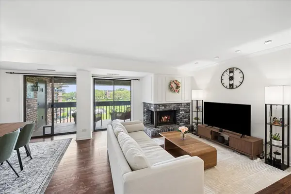 3851 Mission Hills RD #502, Northbrook, IL 60062