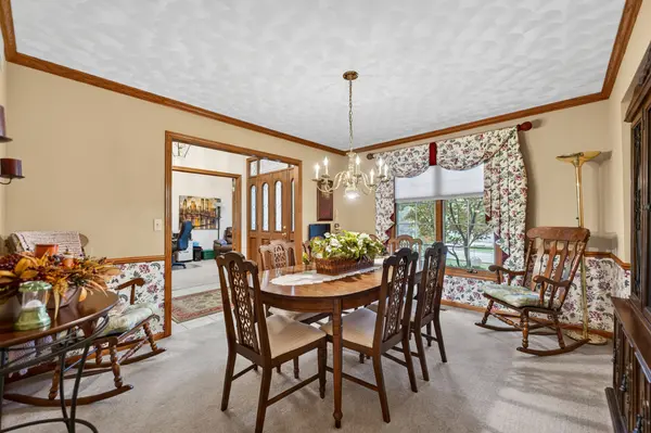 3347 VALLEY WOODS DR, Cherry Valley, IL 61016