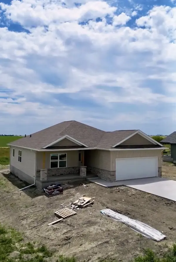 445 Rhonda RD, New Liberty, IA 52765