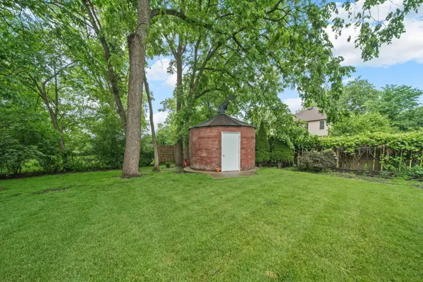 1530 Central AVE, Deerfield, IL 60015