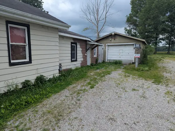 427 N Thompson ST, Carrier Mills, IL 62917