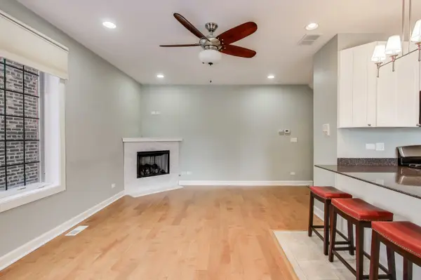 1416 W FARWELL AVE #1R, Chicago, IL 60626