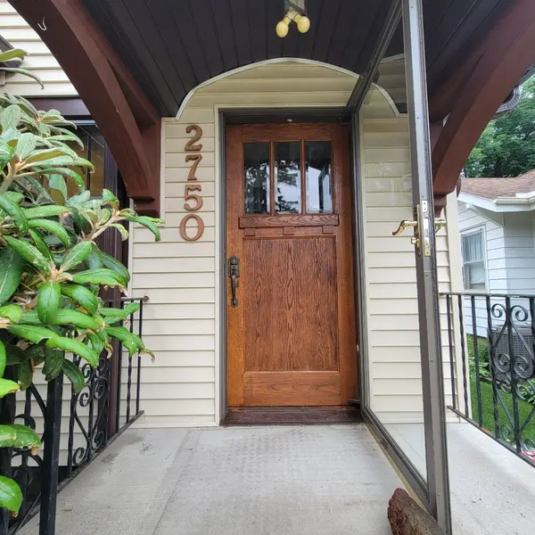 2750 14th AVE, Moline, IL 61265
