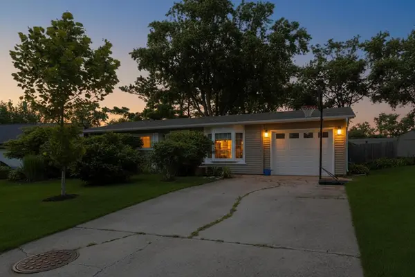 10162 Hiawatha TRL, Orland Park, IL 60462