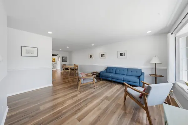 10162 Hiawatha TRL, Orland Park, IL 60462