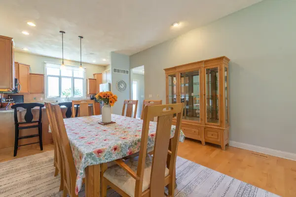 1021 Bertram DR, Freeport, IL 61032