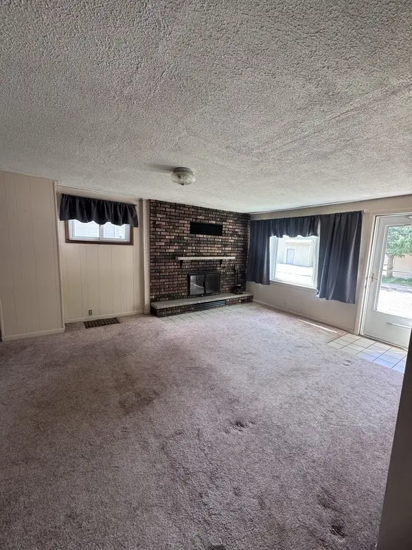 408 E Elm ST, Streator, IL 61364