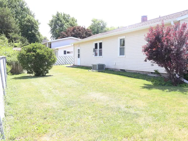 312 Dixon ST, Streator, IL 61364