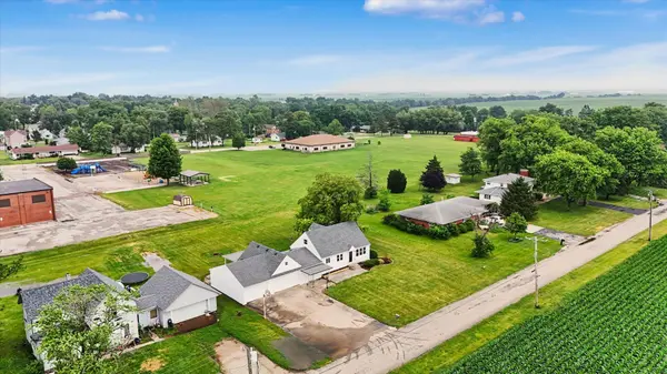 408 E South Court ST, Chatsworth, IL 60921