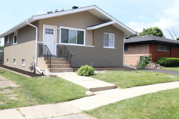 2853 140th PL, Blue Island, IL 60406