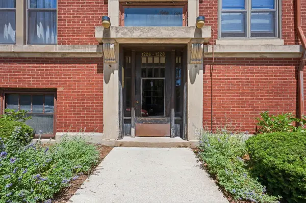 1226 E 54th ST #2w, Chicago, IL 60615