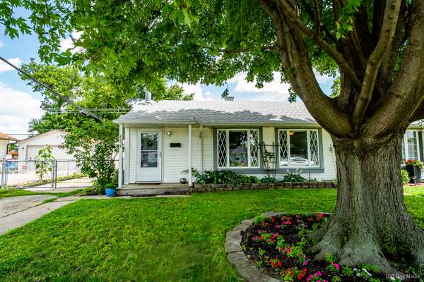 4234 W 90th PL, Hometown, IL 60456