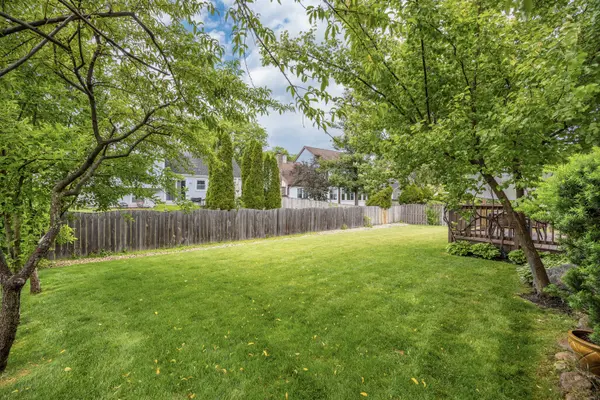 791 THOMPSON BLVD, Buffalo Grove, IL 60089
