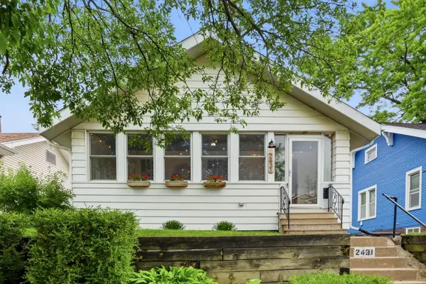 2431 14th AVE, Moline, IL 61265