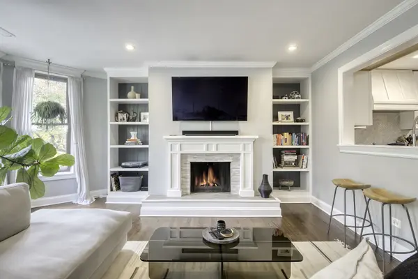 3842 N Sheffield AVE #303, Chicago, IL 60613