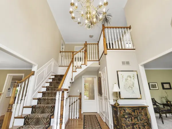 6437 Greene RD, Woodridge, IL 60517