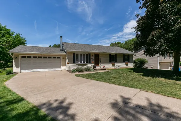 1608 W 4th ST, Coal Valley, IL 61240