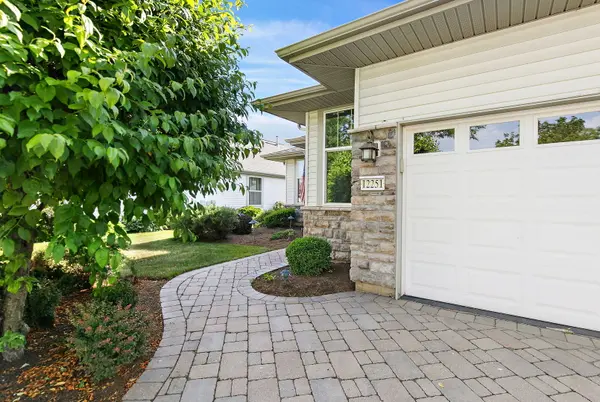 12251 Tuliptree LN, Huntley, IL 60142
