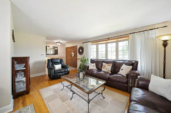 365 W Myrick AVE, Addison, IL 60101