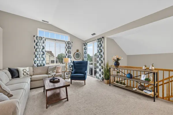 522 E Thornhill LN #522, Palatine, IL 60074