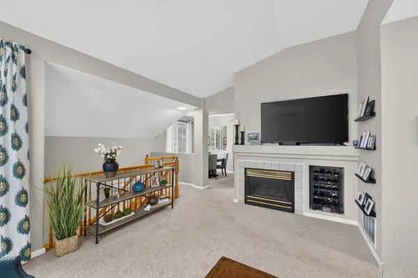 522 E Thornhill LN #522, Palatine, IL 60074