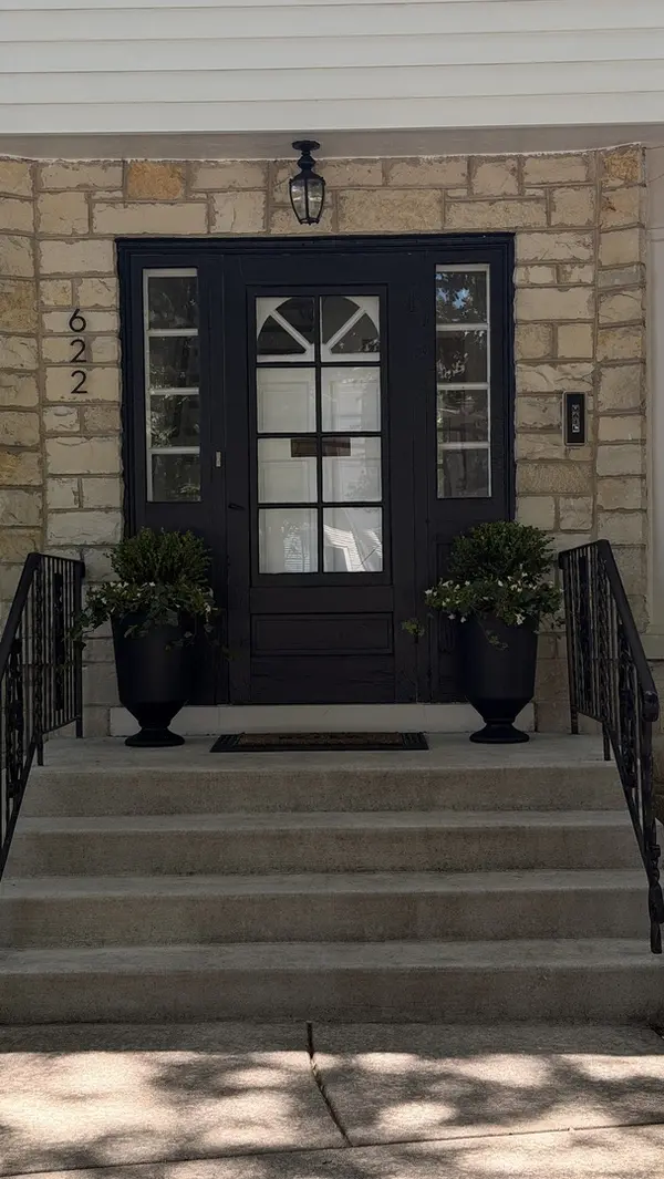 622 N President ST, Wheaton, IL 60187