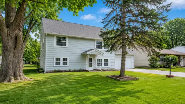 1716 Rogers AVE, Mchenry, IL 60050