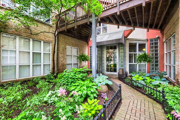 525 N Ada ST #25, Chicago, IL 60642