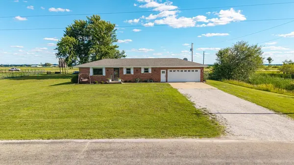 1177 COUNTY ROAD 250 RD N, Deer Creek, IL 61733