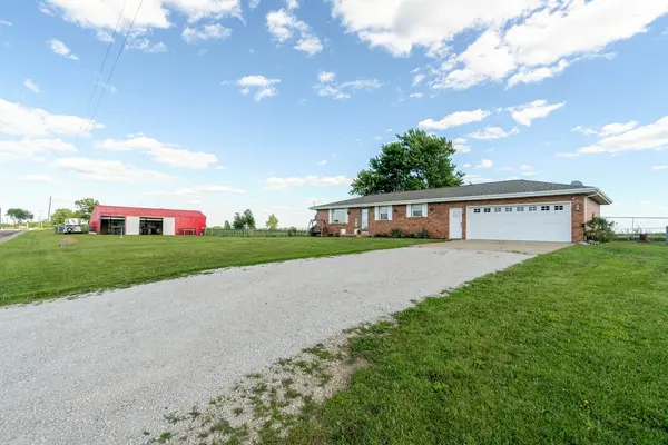 1177 COUNTY ROAD 250 RD N, Deer Creek, IL 61733