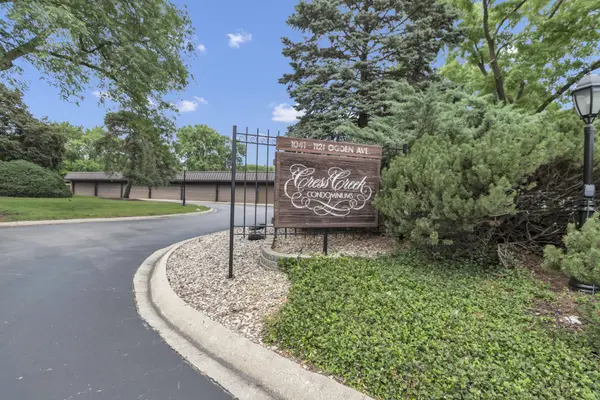 1041 W Ogden AVE #126, Naperville, IL 60563