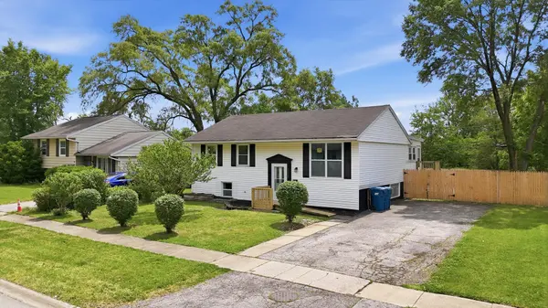 22499 Yates AVE, Sauk Village, IL 60411