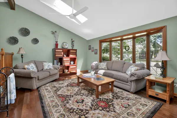 6325 W 124th ST, Palos Heights, IL 60463