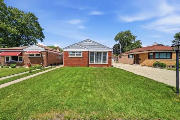 2616 121st ST, Blue Island, IL 60406