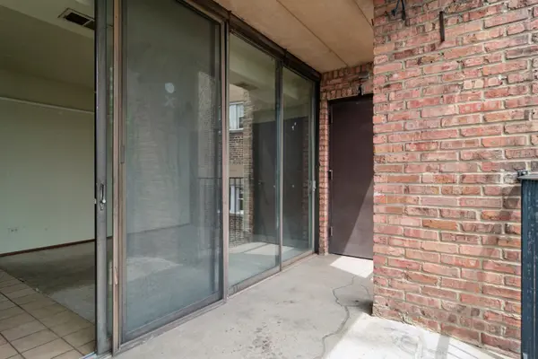 651 W Sheridan RD #6D, Chicago, IL 60613