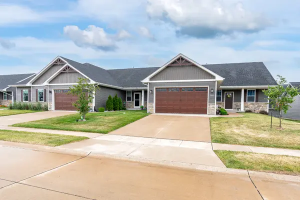 3015 Mary Leigh DR #0, Bettendorf, IA 52772