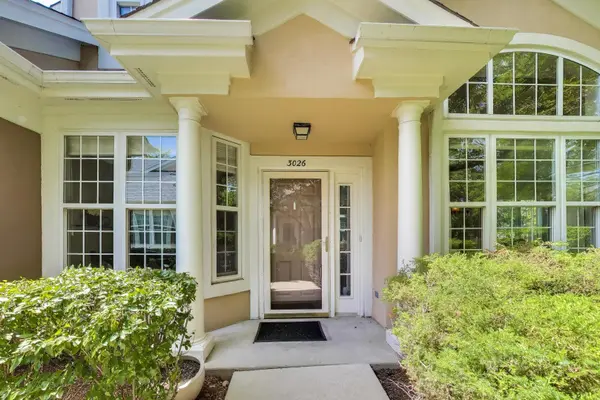 3026 Lexington LN, Glenview, IL 60026